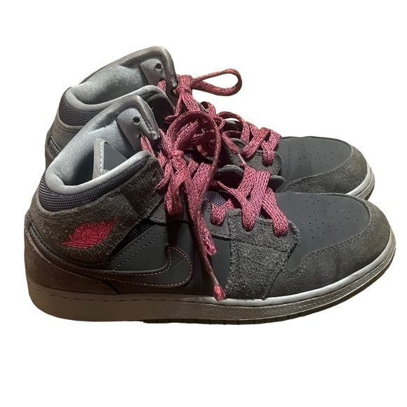 Nike Air Jordan 1 mid gg high top dark grey and hyper pink - Picture 2 of 13